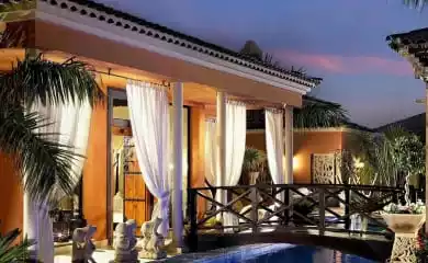 Hotel Royal Garden Villas