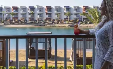 Hotel SUNRISE Crystal Bay Resort