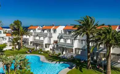 Hotel Apartments Los Rosales